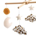 Mobile musicale in legno per neonati con 4 giocattoli a forma di leopardo