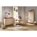 Armario de dos puertas con tiradores dorados y acabado en roble vintage «My Love»