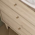 Mobile per bambini in elegante legno di quercia con vani portaoggetti su 3 lati