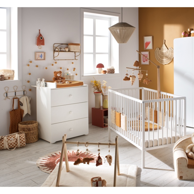 Conjunto completo de dormitorio infantil «Basic», con cuna de 120 x 60 cm y cambiador con pomos redondos