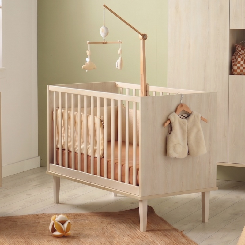 Cuna de 120 x 60 cm con patas - acabado en madera de haya ceniza - Opaline